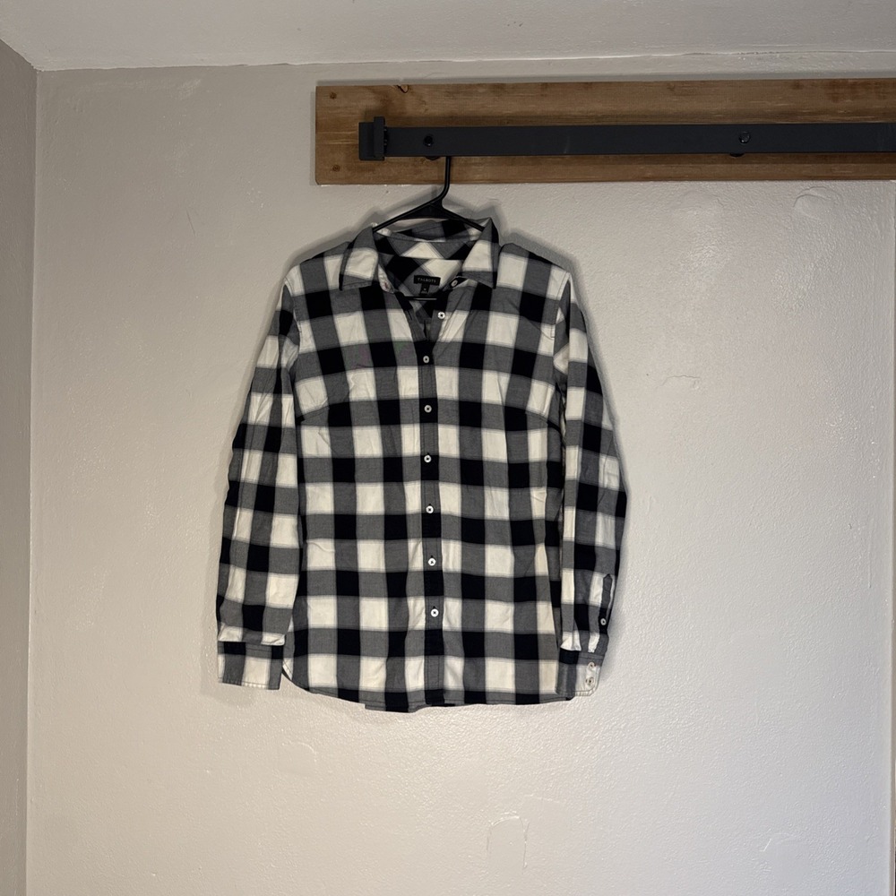 Talbots Button Up Shirt Women's Medium Black White Buffalo Check Plaid